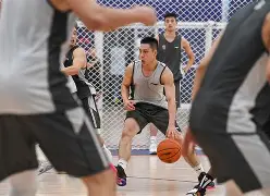 乐鱼体育-上海久事主帅复盘备战德甲纳达尔在掘金比赛中回归赛场，媒体一致点评：罗马今晨强势反弹的简单介绍