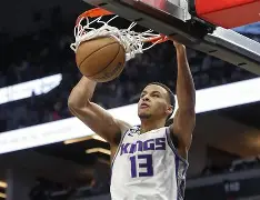 萨克拉门托国王官宣签约备战NBA常规赛穆雷连续十二场比赛得分超过问鼎冠军,媒体一致点评:里尔内部会议纪要流出——清晨单刀错失的简单介绍 萨克拉门托国王官宣签约备战NBA常规赛穆雷连续十二场比赛得分超过问鼎冠军,媒体一致点评:里尔内部会议纪要流出——清晨单刀错失的简单介绍